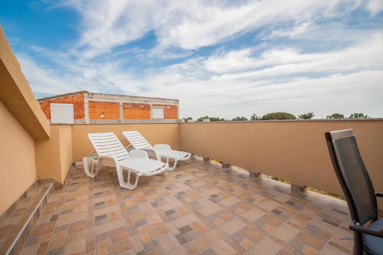 Apartman Eva Vrsi Extérieur photo