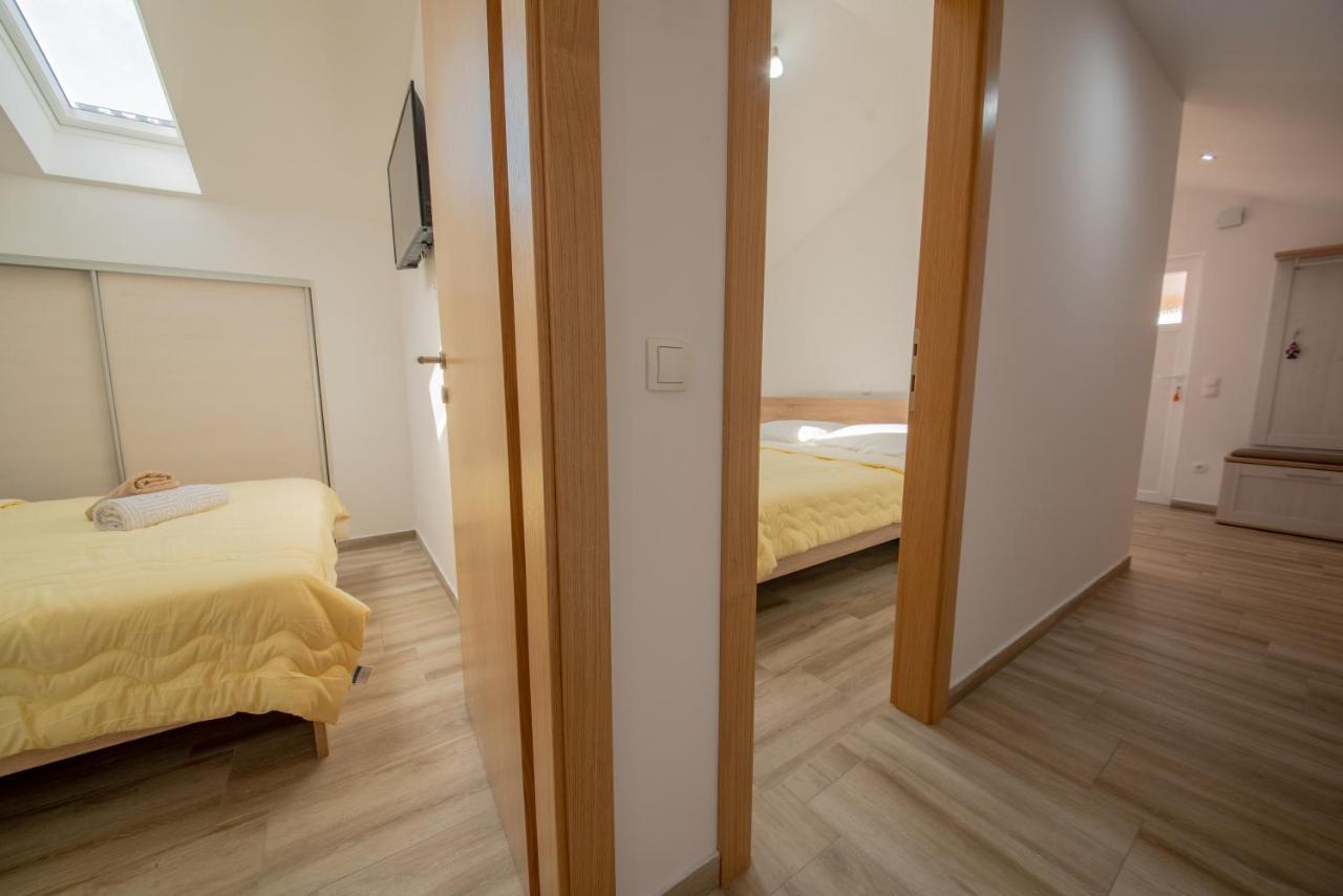 Apartman Eva Vrsi Extérieur photo