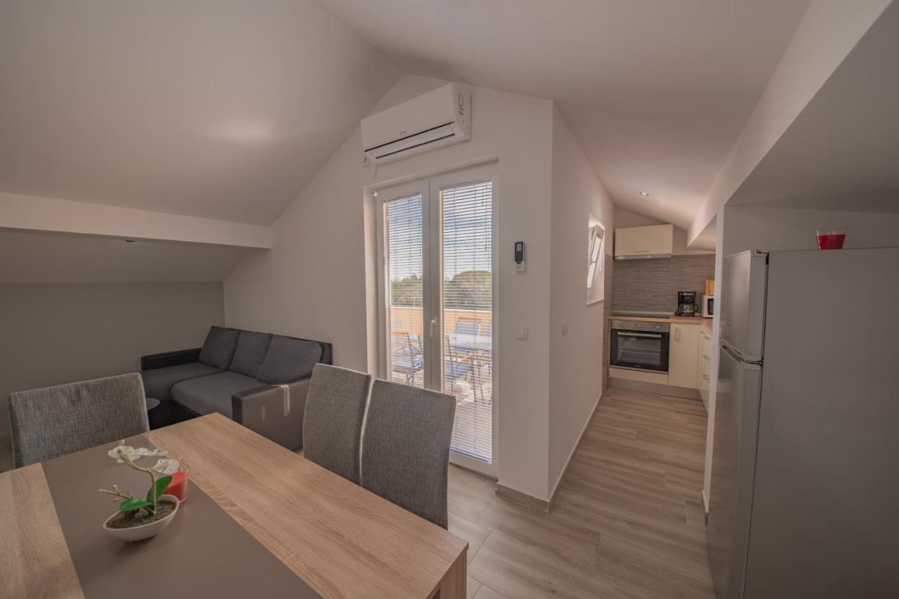 Apartman Eva Vrsi Extérieur photo
